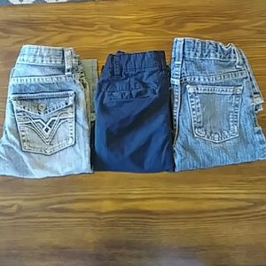📣Lot of 3 Boy Jeans